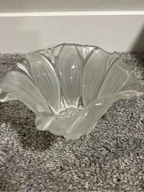 Vtg Walther-Glas Glass Bowls #26624 Susana Sunflower Frosted Clear Dish Decor